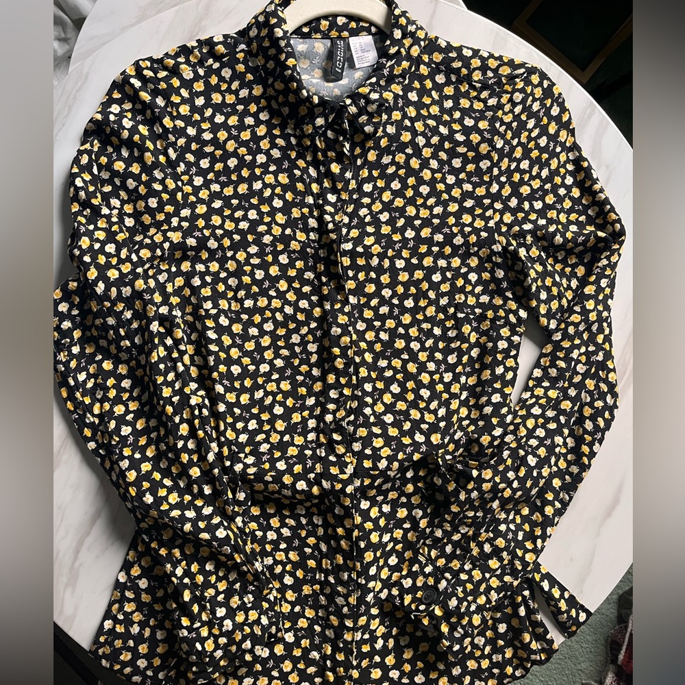 Divided - Long Sleeve Collard Button Up Patterned Dress - Size XS